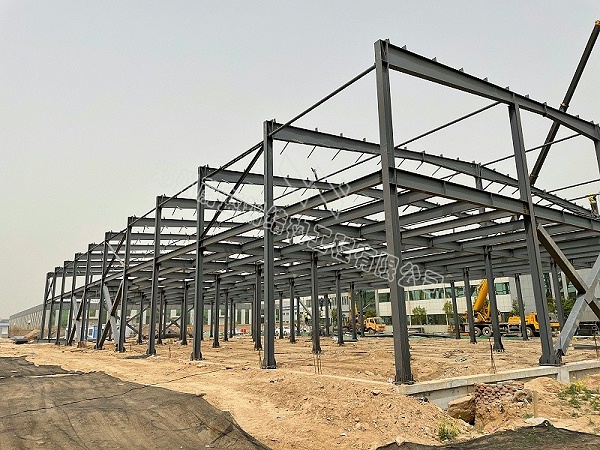两层钢结构厂房框架